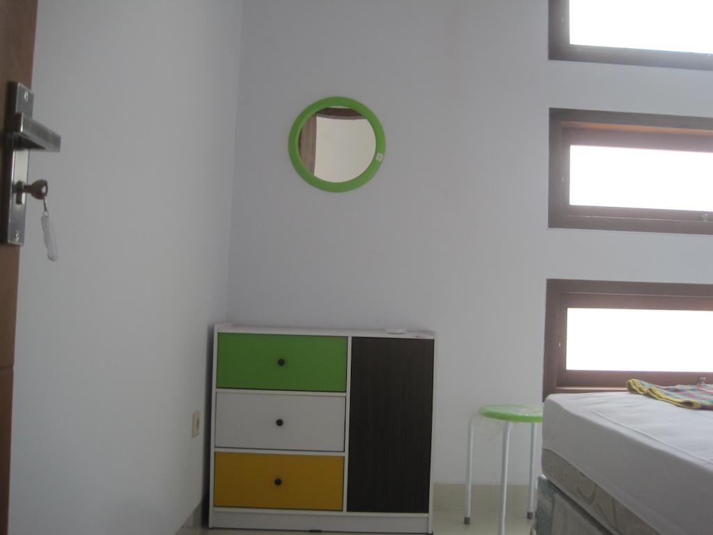 Cemara Homestay Jogja Jogjakarta Buitenkant foto