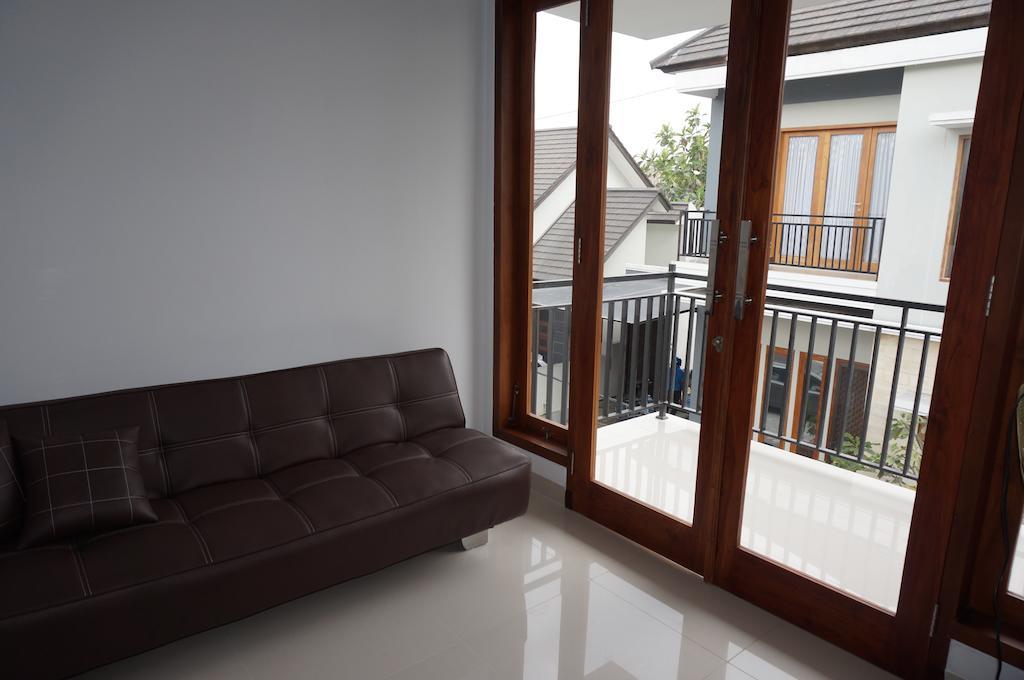 Cemara Homestay Jogja Jogjakarta Buitenkant foto